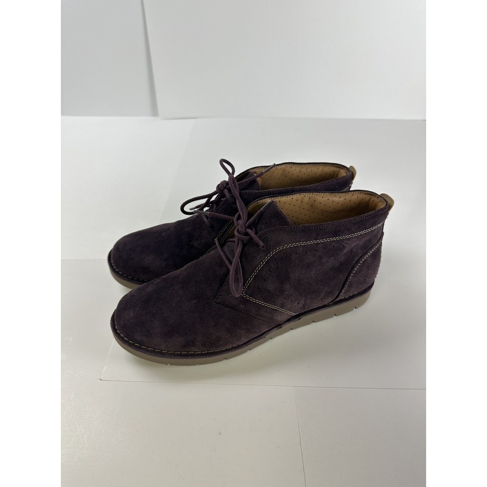 Clarks Chukka Boot Leather Suede Purple Womens Size 11 EUC